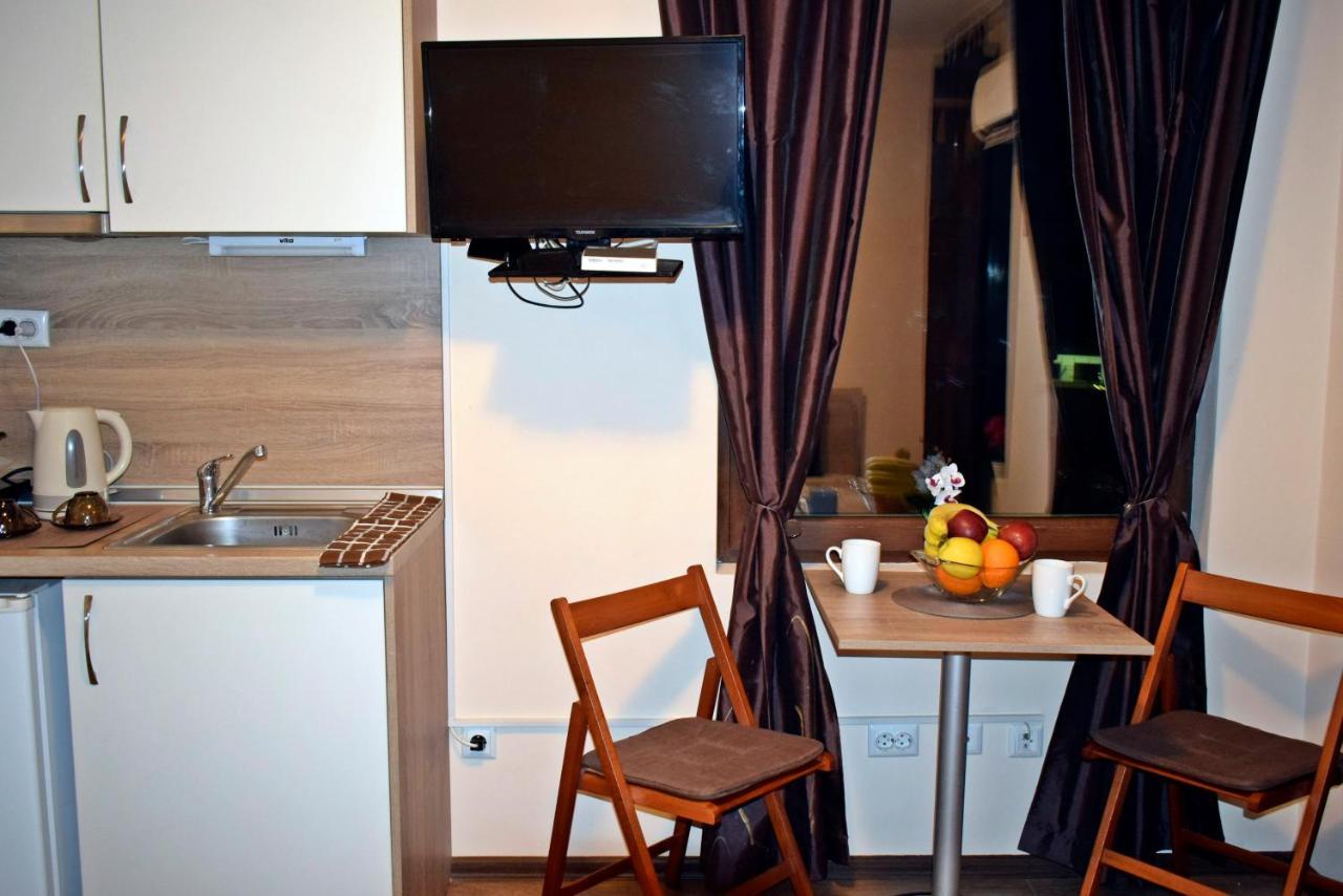 Flora Beach Apartaments Burgas Exteriör bild