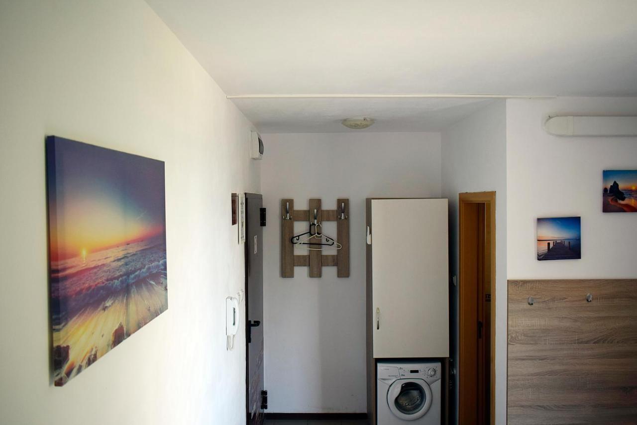 Flora Beach Apartaments Burgas Exteriör bild